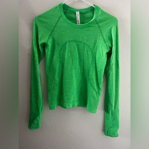 Lululemon long sleeve shirt